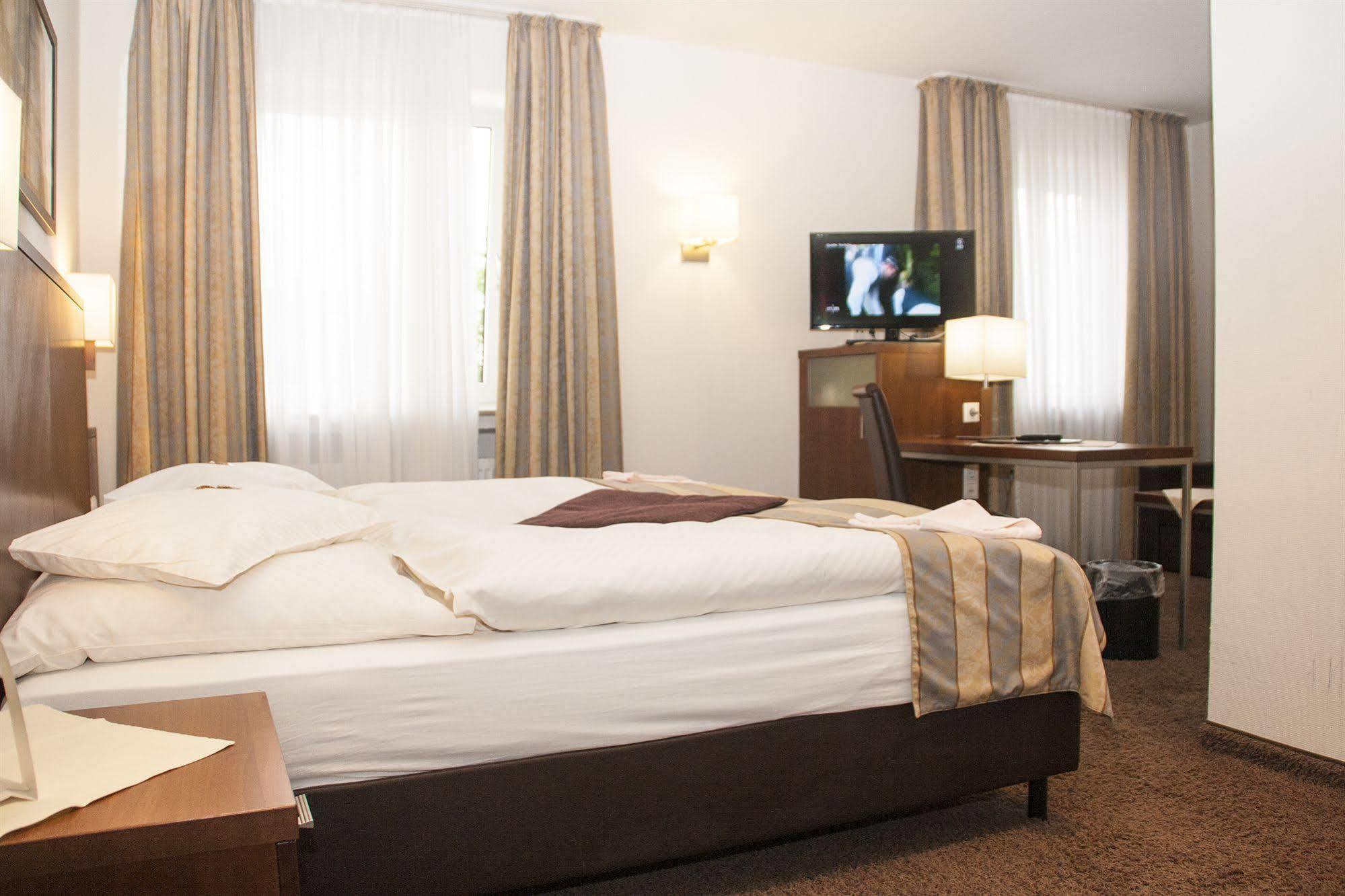 Hotel Zum Adler Bonn Exteriér fotografie